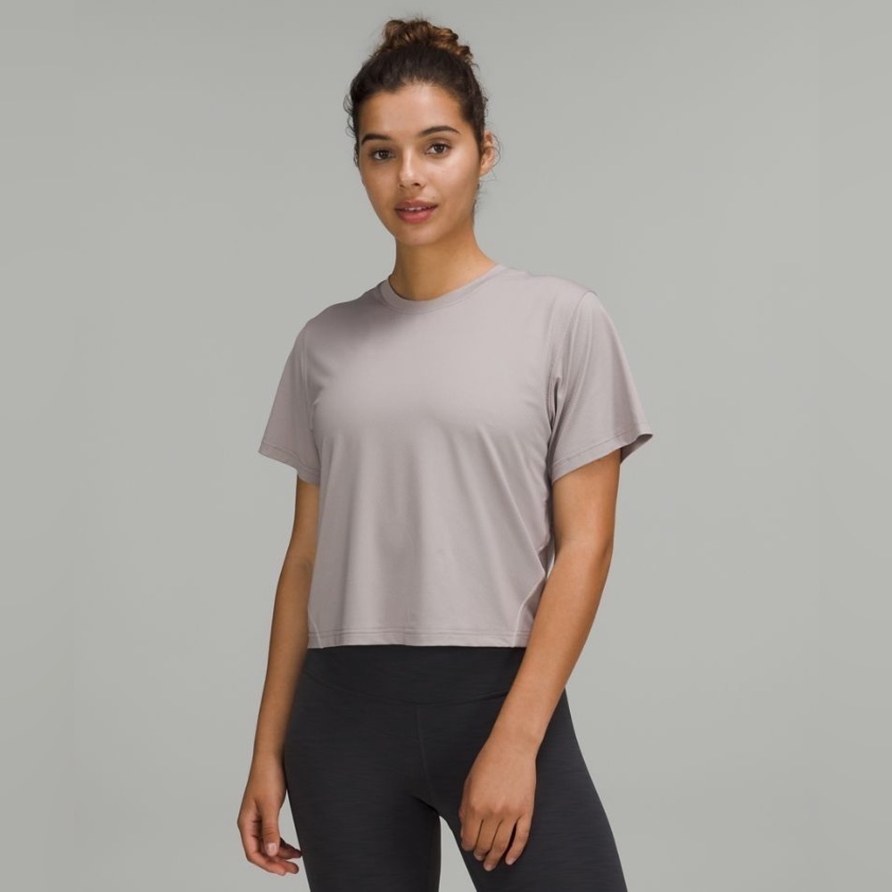 Lululemon Ventilated Open-Back Train Tee
